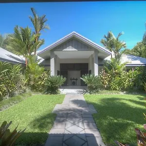 Tranquility By The Course Holiday home Port Douglas